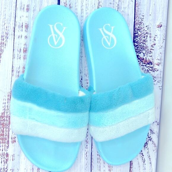 Victoria's Secret Striped Faux Fur Slides size Large - Picture 14 of 14